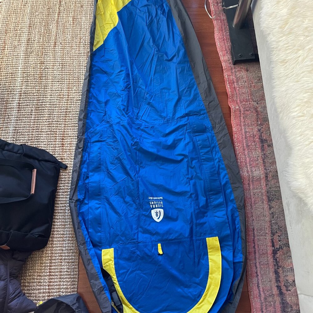 Sierra Designs Backcountry Bivy, Regular Size - Picture 2 of 3